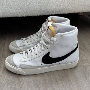 Nike Blazer Mid '77 - Black/white - Womens 7.5